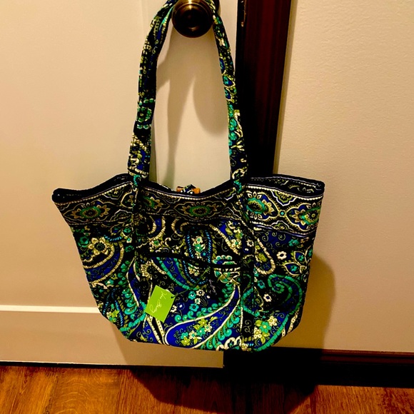 Vera Bradley Handbags - Vera Bradley Tote